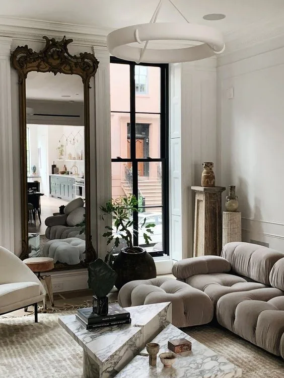 Parisian-style decoration